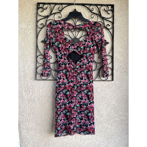 Guess floral print gathered  dress - size small - multicolored - Picture 7 of 11